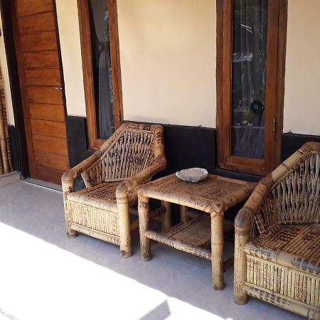 Telage Indah Homestay Kuta  Екстер'єр фото